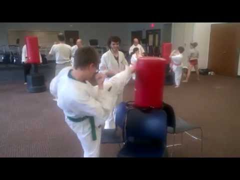 Incentive to get the knee up