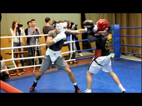 Бокс  Артем Чеботарев  Спарринг и бой с тенью