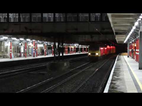 90046/90047 4m11 Coatbridge - Crewe liner, 6th October 2020