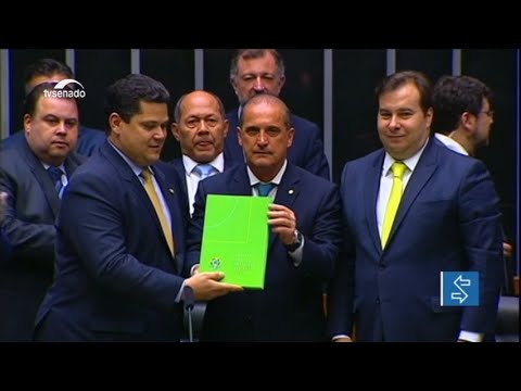 Na mensagem de abertura do ano legislativo, governo defende novas reformas