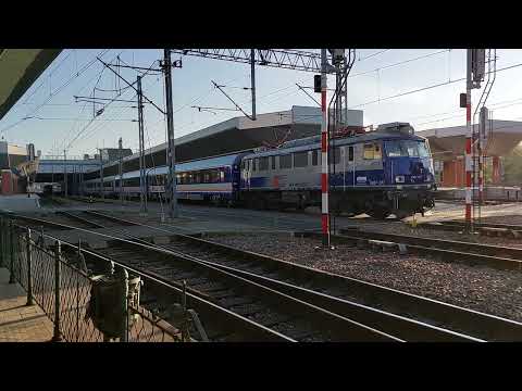 IC Przemyślanin relacji Świnoujście - Przemyśl Główny - rusza ze stacji Kraków Główny