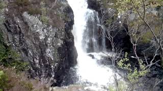 preview picture of video 'Kirkaig Falls with Fstop gear Tilopa BC'