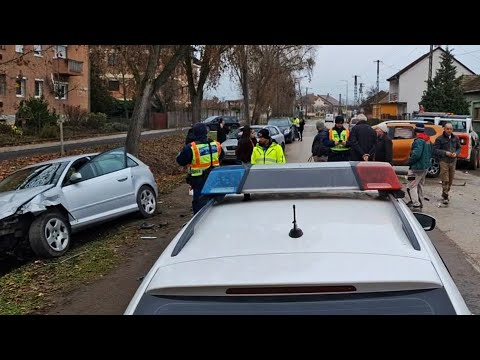 KÉT KÖNNYŰ SÉRÜLTJE VOLT A KEDD REGGELI JÁSZBERÉNYI AUTÓBALESETNEK