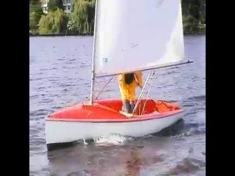 Segeln lernen - Lehrvideo - Wende - Halse - Aufschiesser - Kreuzen Boje über Bord