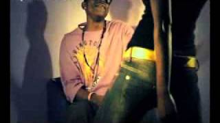 Download lagu Feeling Feeling Macky 2 ft Flavaboy mp3 Download lagu Feeling Feeling Macky 2 ft Flavaboy mp3