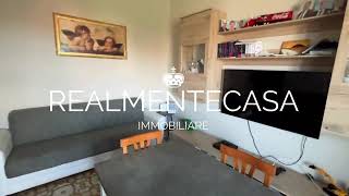 3 locali di 78 mq ca con cantina. Garage a 10.000,00 €.