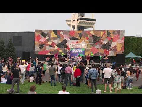 BrazilFest 2018 - Marcio DaLari and  Brazilian Nutz - 8 - Motumbá, Ê Baiana, Vou Festejar