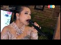 SEKAR GENDING AKTOR DAN PENOKOHAN TEATER SENI SUNDA