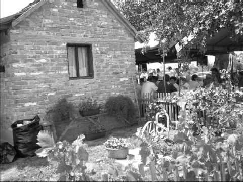 Dike-Ej salaši maleni