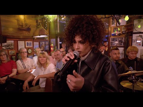 JACOTÉNE - Stop Calling (Live at Inas Nacht)