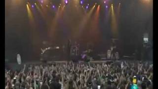 MClan - Las calles están ardiendo. Directo BBK Live