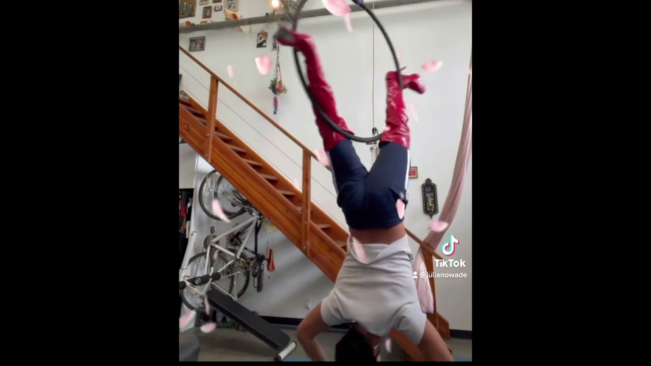 Promotional video thumbnail 10 for Male Belly Dancer With Circus