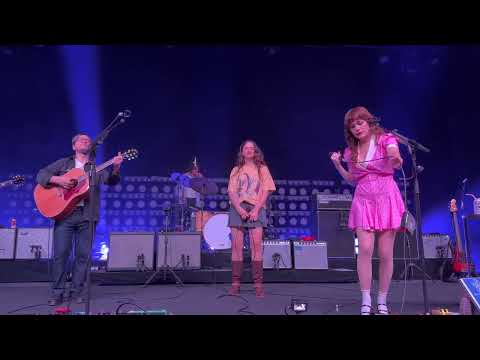 Rilo Kiley - With Arms Outstretched (feat. Katie Crutchfield) [Live @ Greek Theatre]