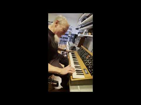 Getting used to my new Minimoog’s pitch wheel.