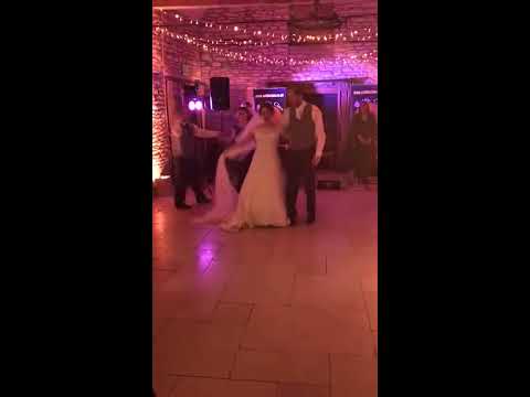 Finola and Tim Cèilidh / Viennese Waltz First Wedding Dance to "Runaway" by the Corrs.