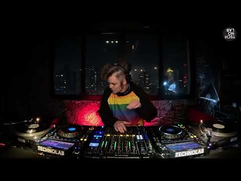 Ella De Vuono | Technolab Invites - Experiment #100 |  07 | 08 | 2025