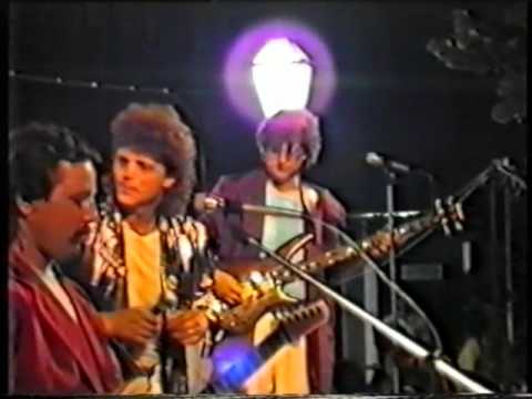 Magnet - Če sama boš ostala (Live in Karlovac - 1988)
