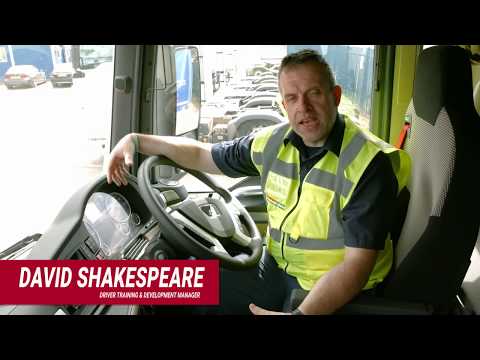 Lifting axles on 6x2 tractor units