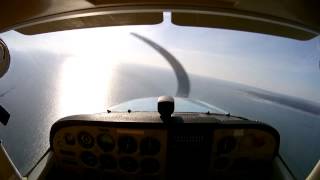 preview picture of video 'Touch and go EEKE (Kuressaare) RWY 23 Cessna 172'
