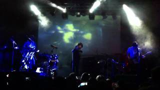 IAMX - Bring Me Back A Dog / Barcelona 30/04/2011