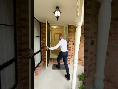 4 Strathfield Parade, Croydon, VIC 3136, 4 Kuwarto, 2 Banyo, House