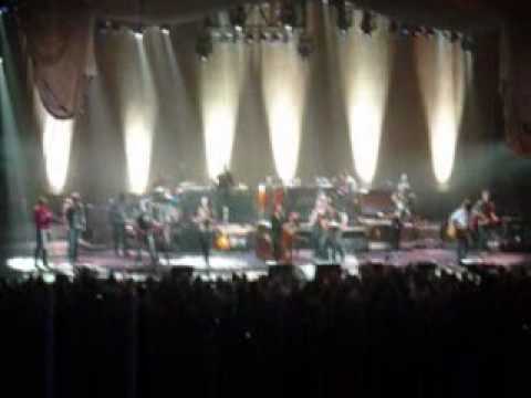 Counting Crows, Augustana and Notar -  Rain King and A Little Help from my friends pt1