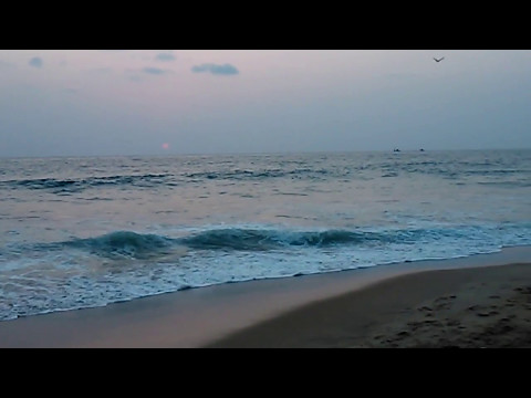 Индия. Гоа. Кандолим. Океан и пляж. 20/04/2017, солнышко садится 