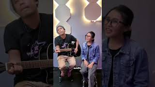 Download lagu Kawitaning sinawang - Sheyla & Husen #cover #music #shortvideo #shrots #fyp #viralshort #fypage mp3 Download lagu Kawitaning sinawang - Sheyla & Husen #cover #music #shortvideo #shrots #fyp #viralshort #fypage mp3