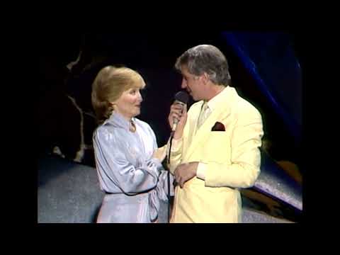 Jean Vallée et Nicole Croisille - La Quête (Rêver un Impossible Rêve)