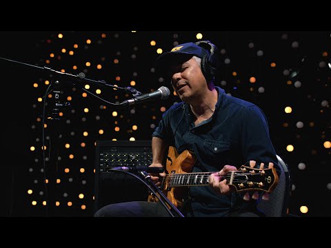 M. Ward - supernatural thing (Live on KEXP)