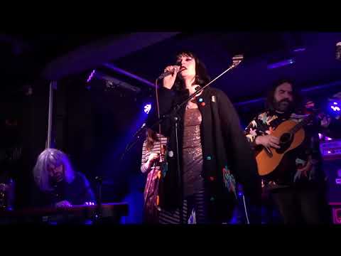 Ren Harvieu-Salford Superstar @ Boilerhouse, 16th Nov 2021