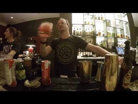 Absolut Lime Cranberry Redbull Cocktail