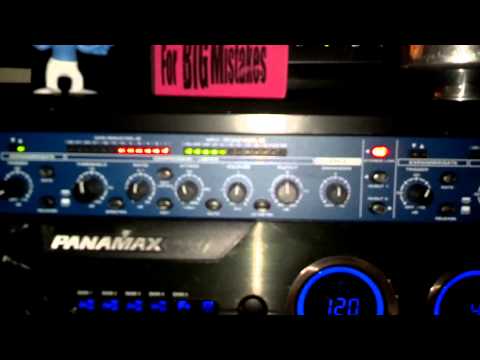 Samson S-com 4 4-Channel Rackmount Compressor/Gate - With Expander/Gate, Compressor/Limiter & Enhancer