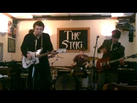 The Stag, Bagillt. 27 August 2011 ( Cal Roberts1)