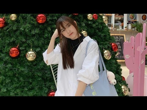 Emma CM CAFE' Merry Christmas 2019 (cut)