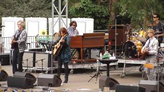 The Girl From The North Country - Roseanne Cash Hardly Strictly Bluegrass 2010