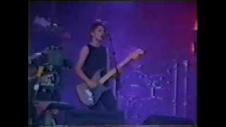 Elastica - Smile (Glastonbury 1995)