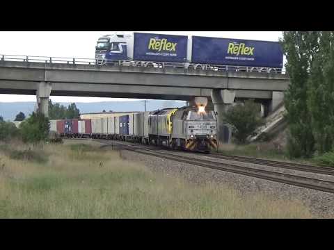 A Dane, Down Under! MZ1428 leads RL310 RL303=1311 out of Goulburn February 7, 2019