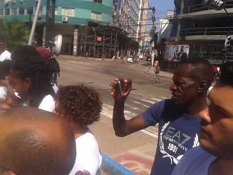 OLHA NO QUE DEU!! CAPOEIRA NA PRAÇA DO PACIFICADOR-DUQUE DE CAXIAS-R.J.
