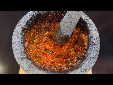 ALMUERZO DE RANCHO. NOPALES ASADOS Y CHILES CON QUESO CON SALSA DE MOLCAJETE / COMIDA CASERA