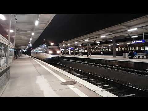 NEB RB26 Einfahrt abends in Berlin Lichtenberg