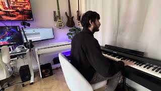Video thumbnail for KAWAI ES920 vs ES8 (piano sound quick demo) by Angelo (Professional Musician)