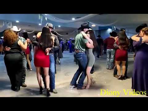 La Del Moño Colorado