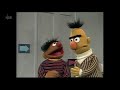 Ernie And Bert Follow The Arrows German Dub