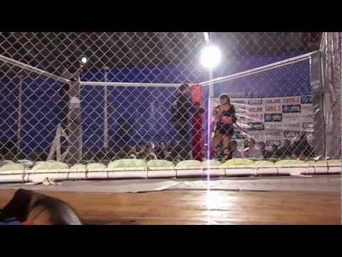 Valeria "La Princesa" Reynoso vs Eliana "Caramelito" Mendez. 3er Round 28-07-12