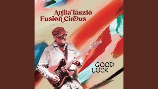 Kinyílik az égbolt