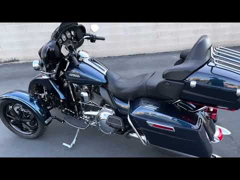 2016 Ultra Limited w/ Tilting Motor Works Trike Kit