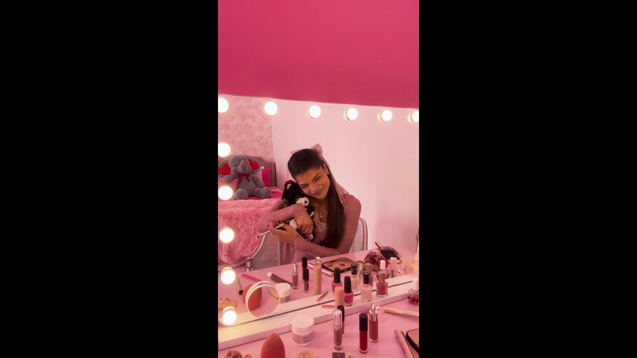 NEW! Get Ready with Our Red Rose Kitty