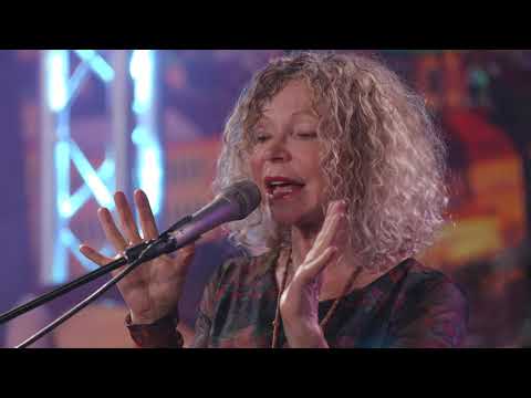 Lenka Lichtenberg: Ej, duby, duby