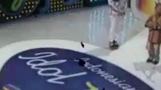 Download lagu laguku ini tentang rindu ibu mp3 Download lagu laguku ini tentang rindu ibu mp3
